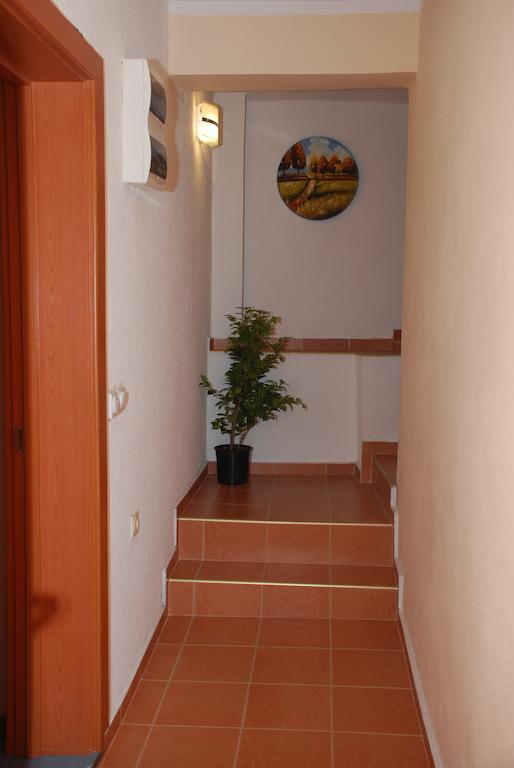 Apartments Ismy Ulcinj Exterior foto